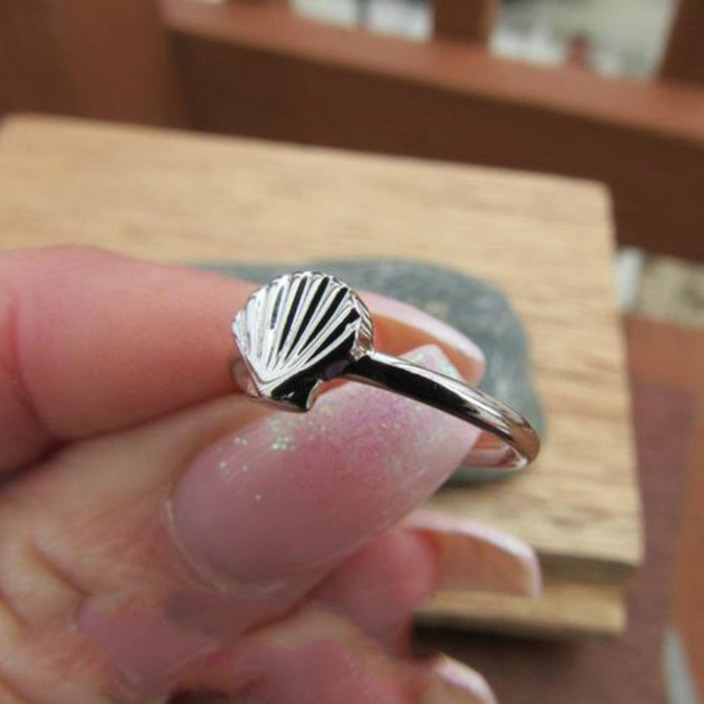 Antique Sea Shell Finger Ring