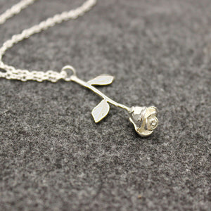 Fashion Delicate Rose Flower Pendant